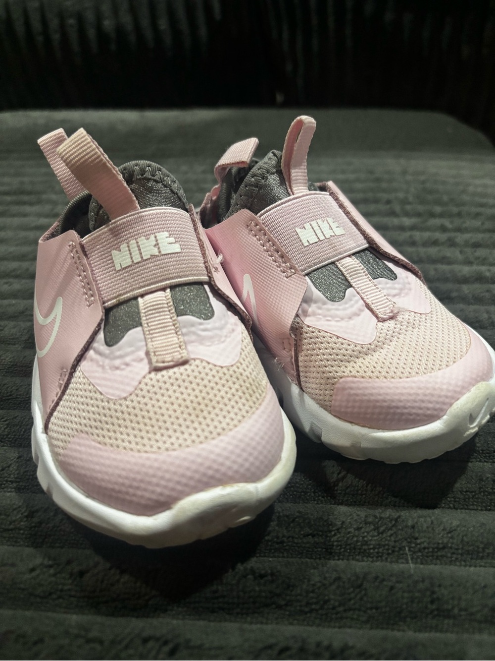Nike Kids Light Pink Slip-On Sneakers